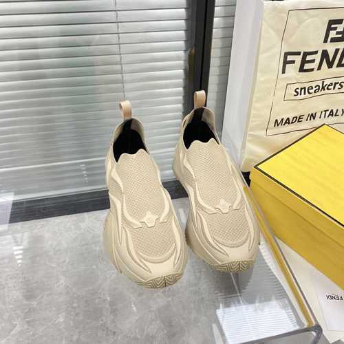 フェンディ靴コピー 男女兼用 定番人気2022新品  FENDI フェンディ靴0017